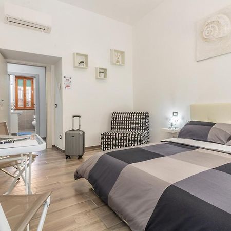 Scirocco Rooms Civitavecchia Exteriér fotografie