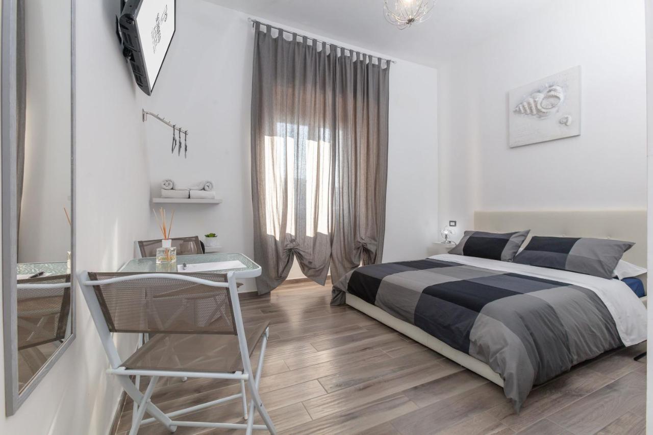 Scirocco Rooms Civitavecchia Exteriér fotografie